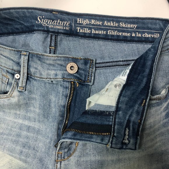 Signature by LEVI STRAUSS | flattering high-rise ankle skinny jeans raw hem - Picture 2 of 9